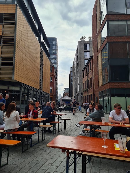 The Edinburgh Castle Pub - Manchester