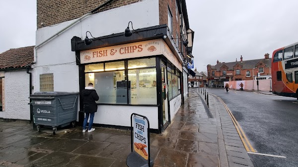 Ossies Fish Bar - Sandwich