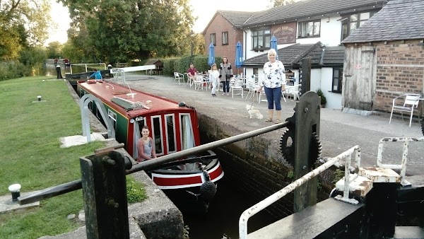 Willeymoor Lock Tavern - Whitchurch