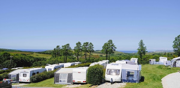 Cornish Coasts Campsite, Farmshop & Cafe in Bude