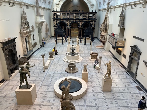 Victoria and Albert Museum - South Kensington