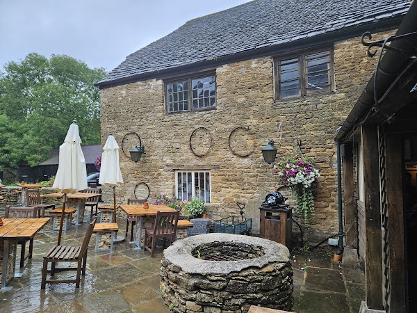 The George Inn - Lacock, Chippenham